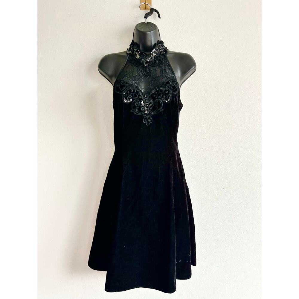 Vintage 80s McClintock Black Velvet Lace Halter Mini Dress Dark Romantic Size 10